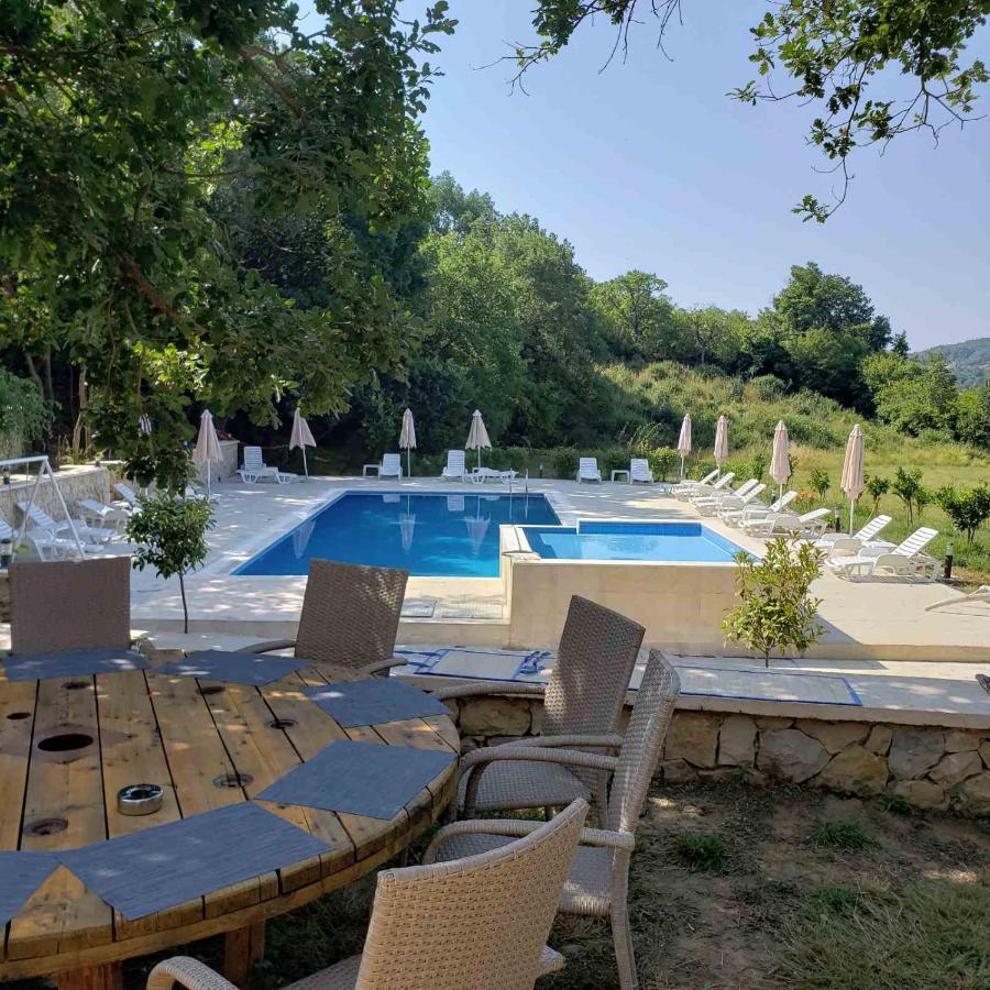 Green Hill Apartments Ούλτσιν Εξωτερικό φωτογραφία