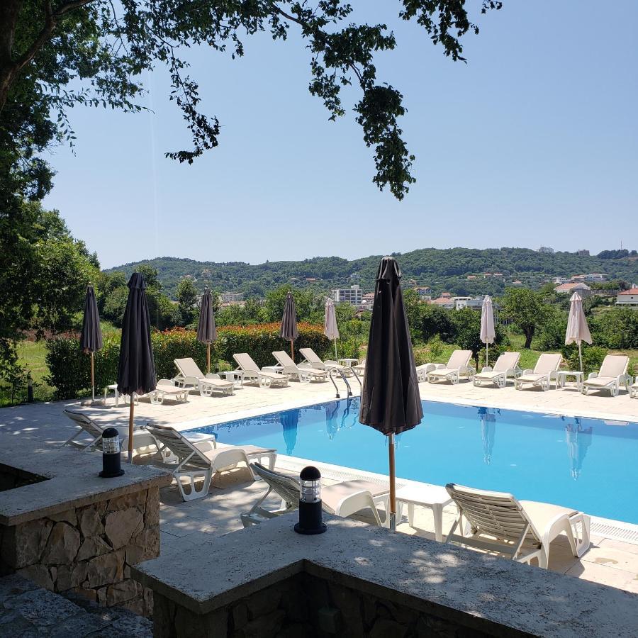 Green Hill Apartments Ούλτσιν Εξωτερικό φωτογραφία