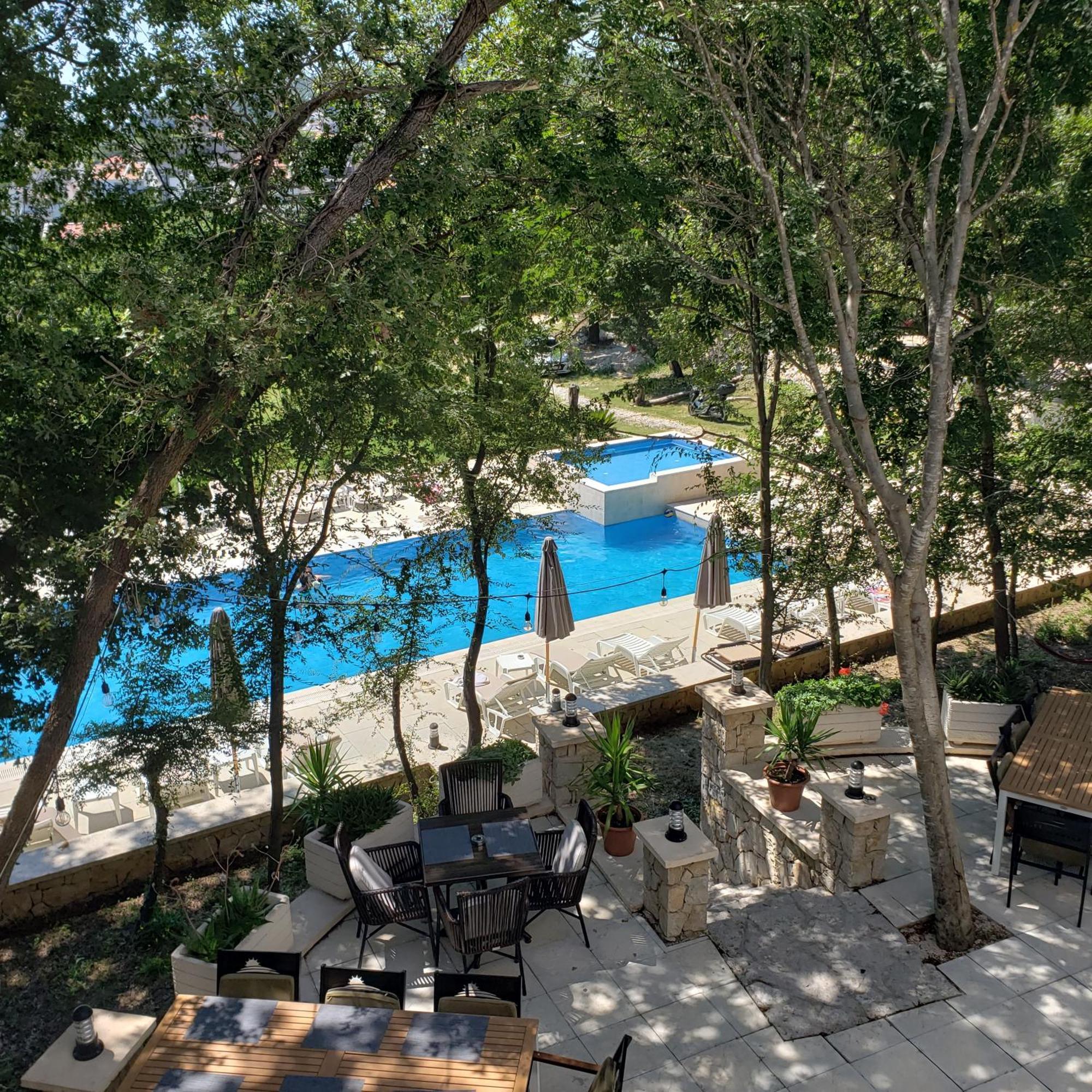 Green Hill Apartments Ούλτσιν Εξωτερικό φωτογραφία