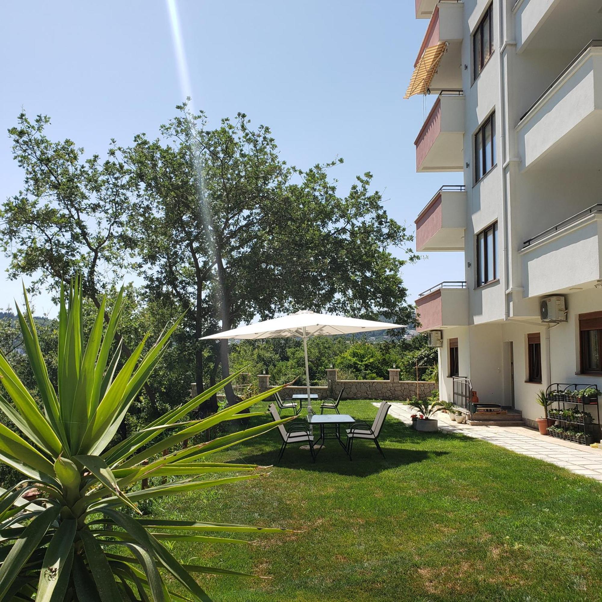Green Hill Apartments Ούλτσιν Δωμάτιο φωτογραφία